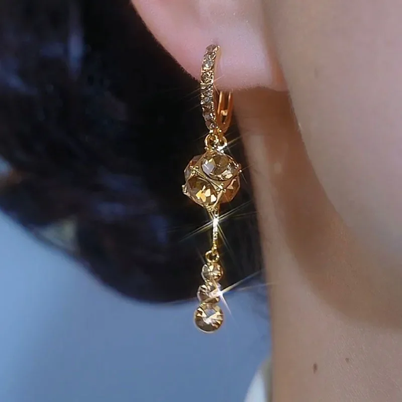 Amberelle™ – Elegant Amber Glow Earrings (50% Off)