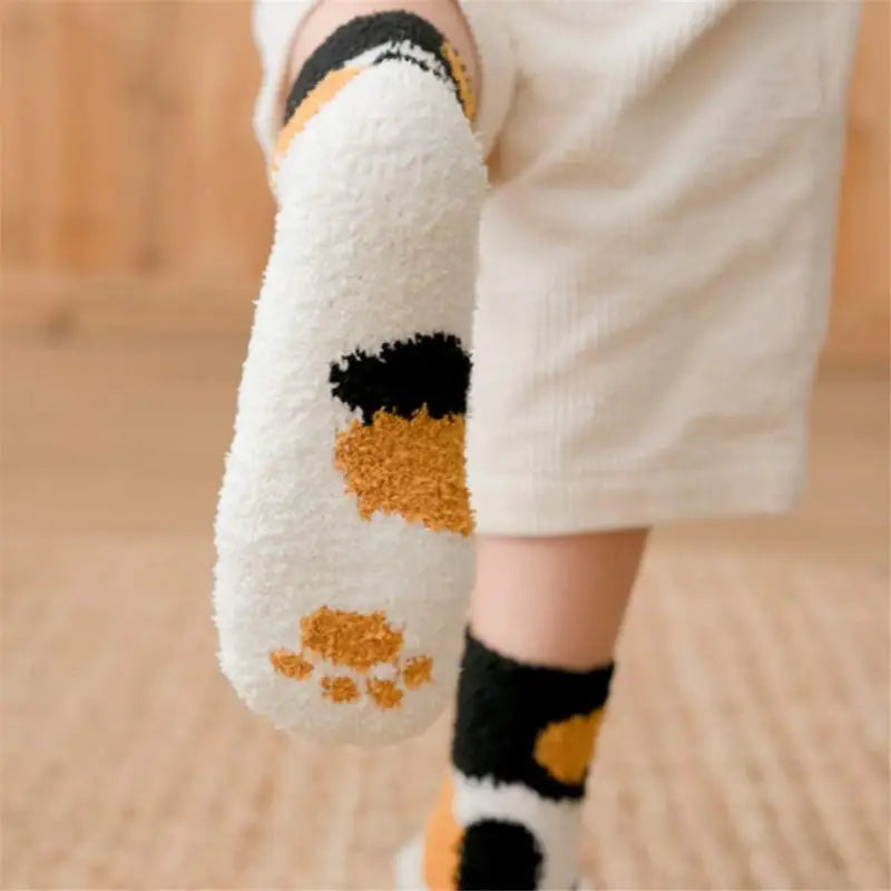 Mewcha™ – Fluffy Cat Paw Socks  (2+3 Free)