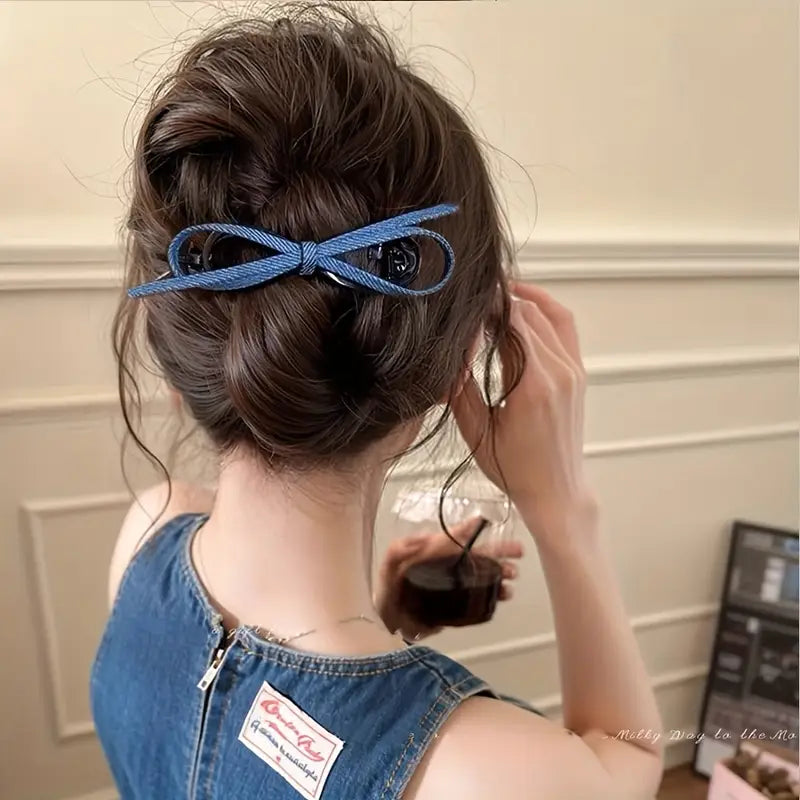 Denimere™ – Denim Bow Twist Clip  (1+1 Free)