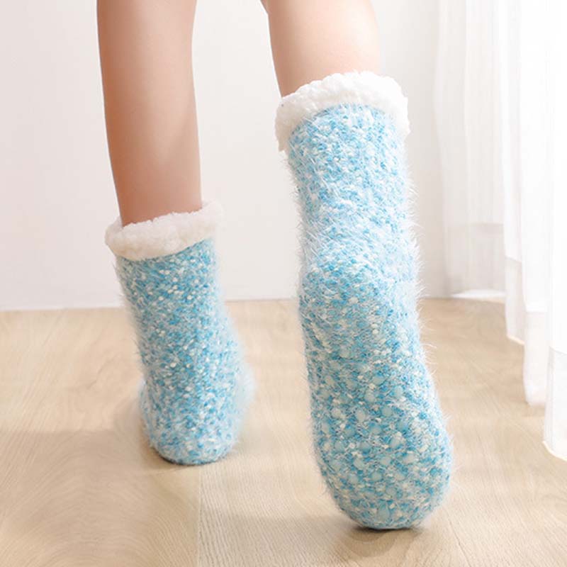 Velvra™ – Sherpa-Lined Indoor Socks