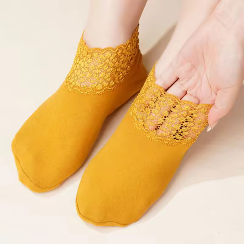 Feeluxe™ – Warm Lace Trim Anti-Slip Socks (1+2 Free)
