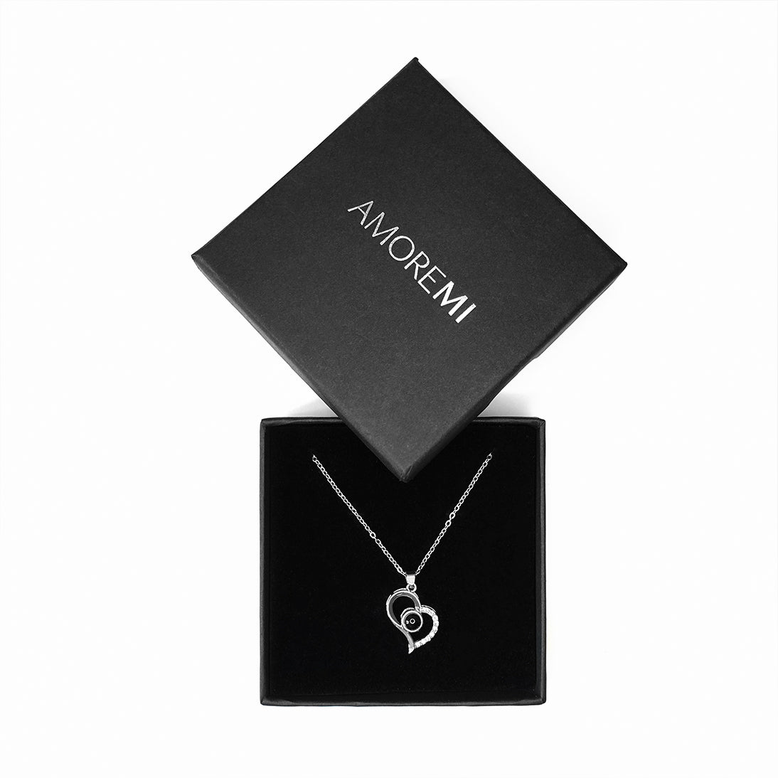 AmoraLens™ – Customizable Photo Necklace (60% Off)