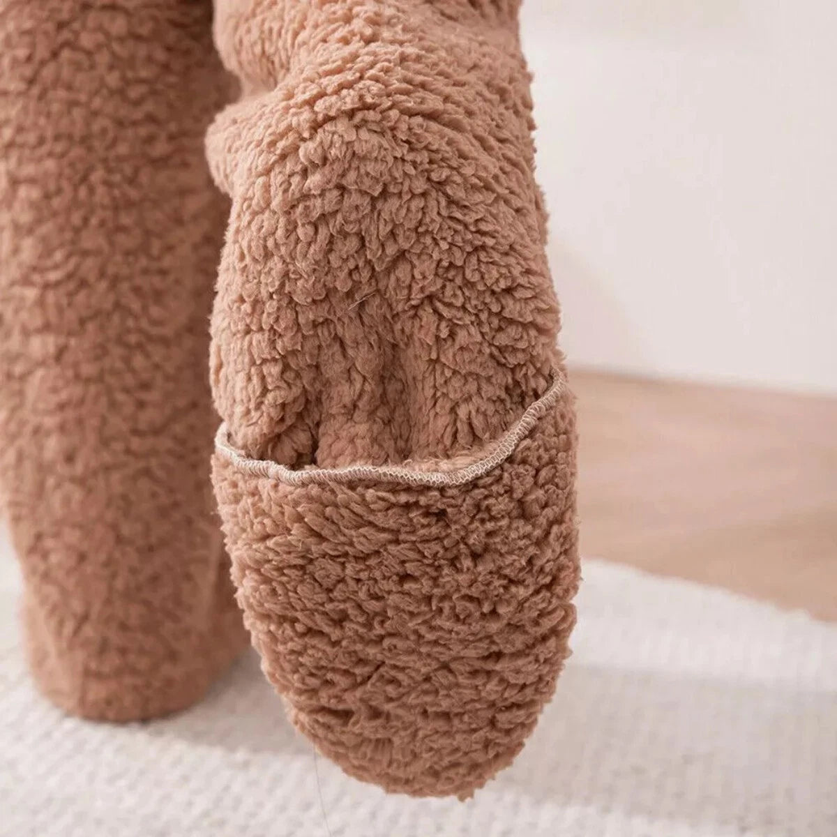 Melluna™ – Over-Knee Sock Slippers (30% Off)