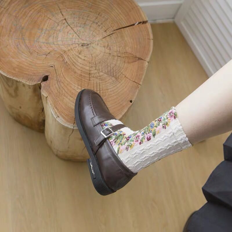 Sorellea™ – Vintage Floral Embroidered Socks (2+3 Free)