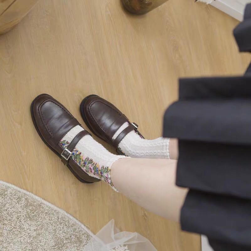 Sorellea™ – Vintage Floral Embroidered Socks (2+3 Free)